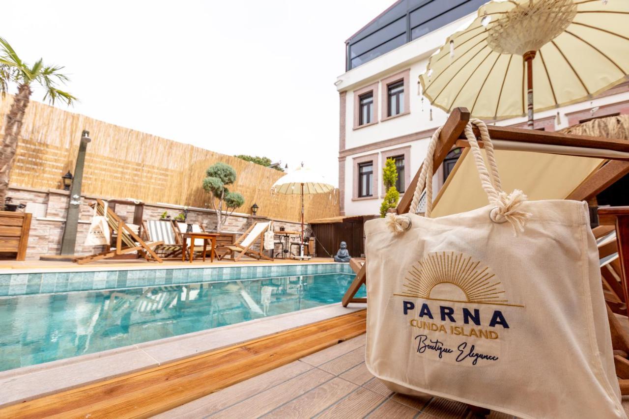 Parna Hotel Cunda Bagian luar foto