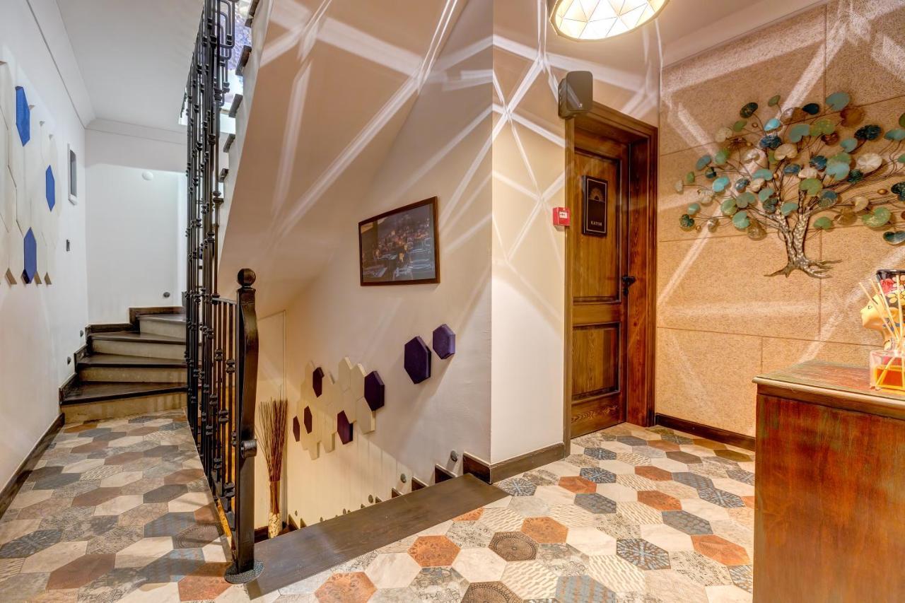 Parna Hotel Cunda Bagian luar foto