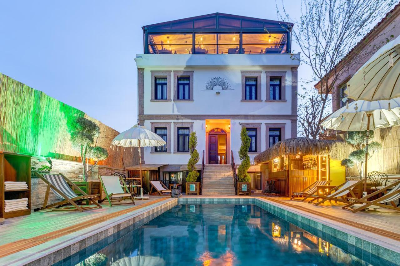 Parna Hotel Cunda Bagian luar foto
