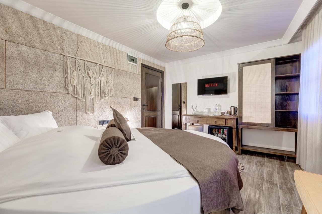 Parna Hotel Cunda Ruang foto