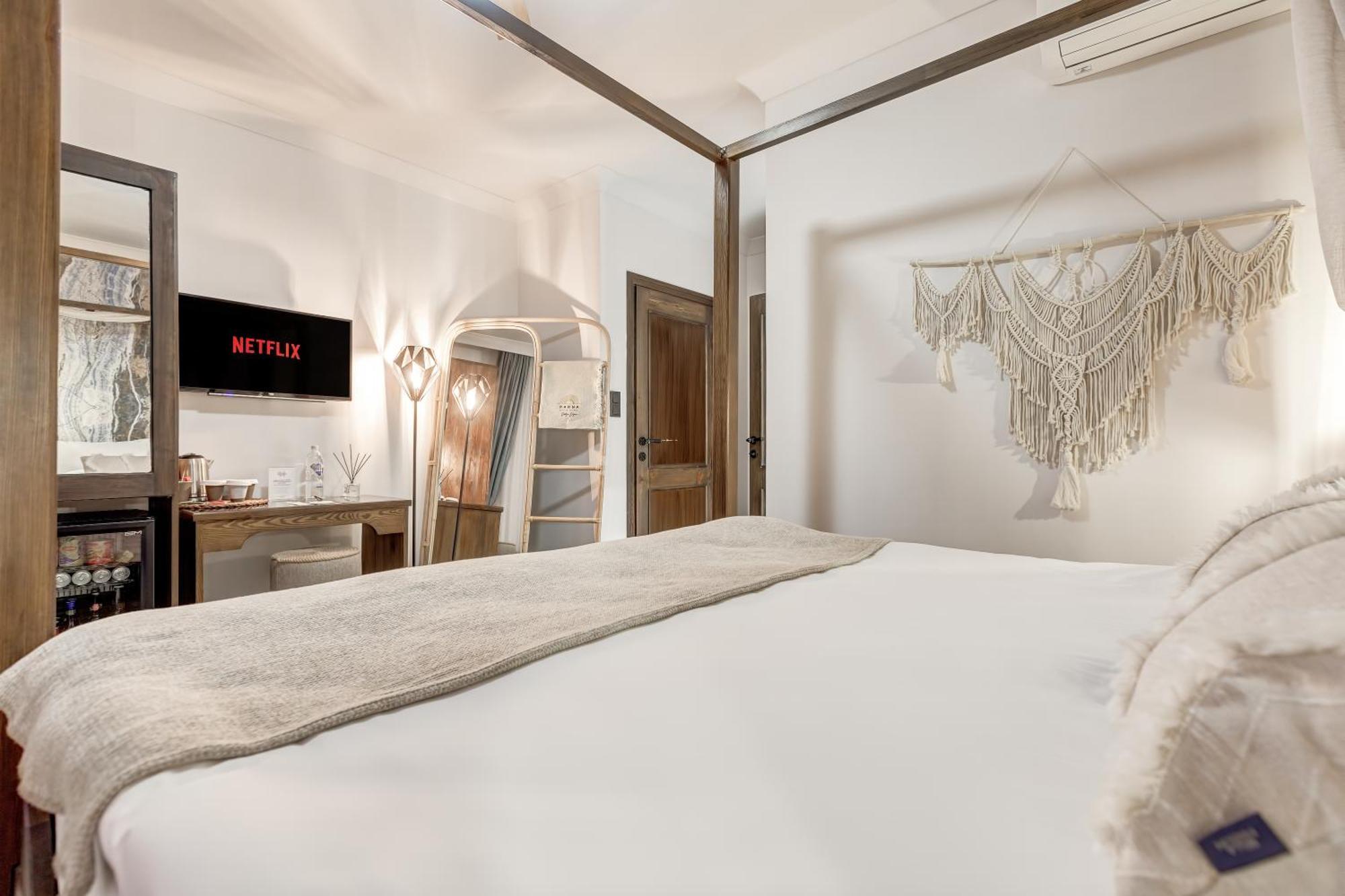 Parna Hotel Cunda Ruang foto